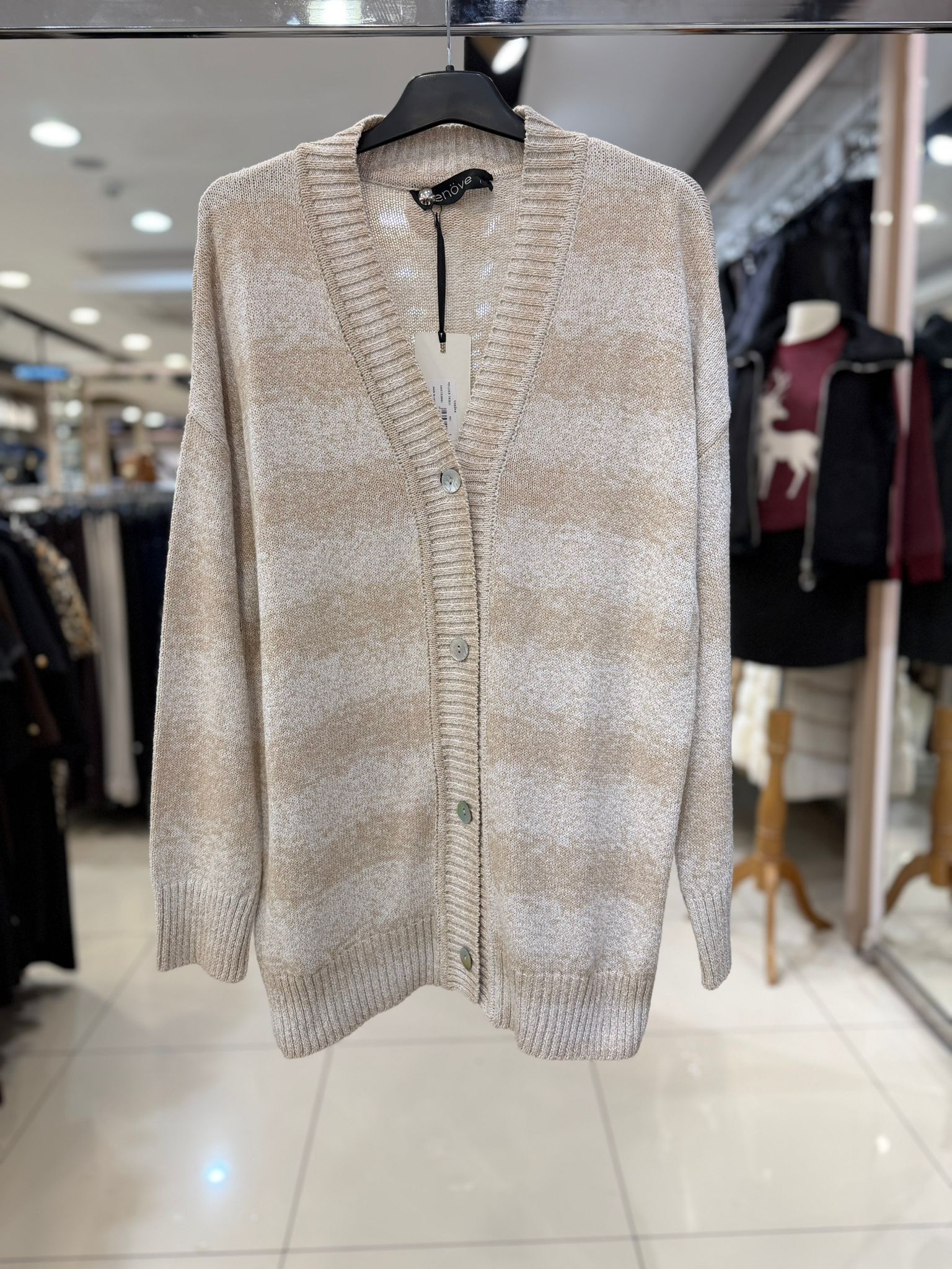 VENÖVE 25K. 0001 TRİKO HIRKA